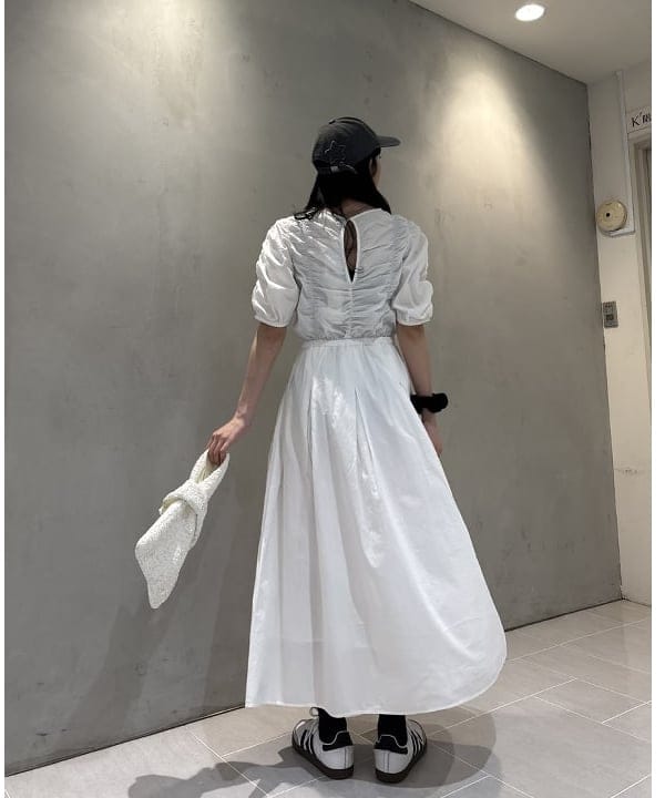 松田 陽茉莉さんの「BEAMS WOMEN｜ne Quittez pas / ドビー シャーリング ワンピース」を使ったコーディネート