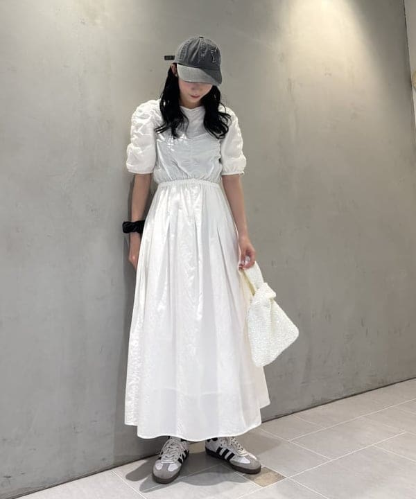 松田 陽茉莉さんの「BEAMS WOMEN｜ne Quittez pas / ドビー シャーリング ワンピース」を使ったコーディネート