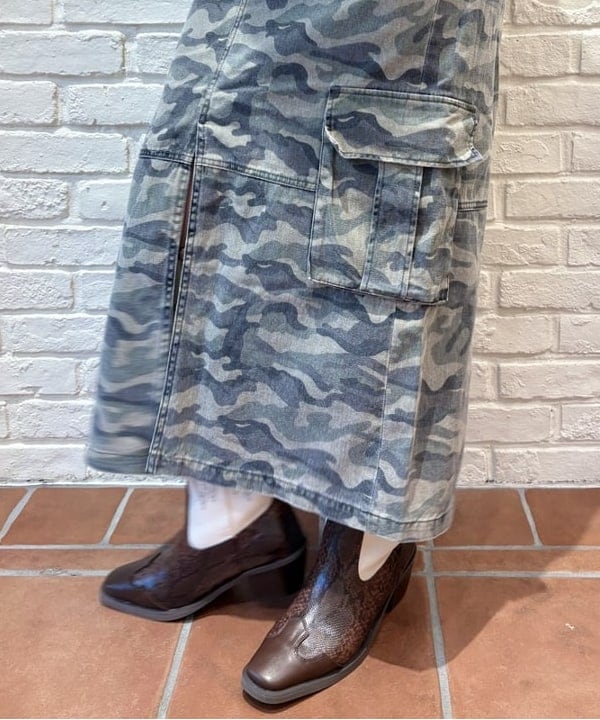 はっとりさんの「BEAMS WOMEN｜カーゴ ポケット タイト スカート」を使ったコーディネート