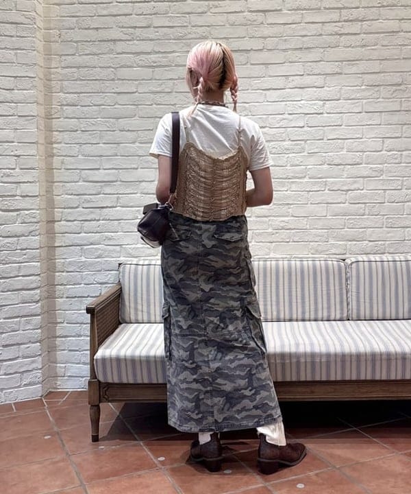 はっとりさんの「BEAMS WOMEN｜カーゴ ポケット タイト スカート」を使ったコーディネート
