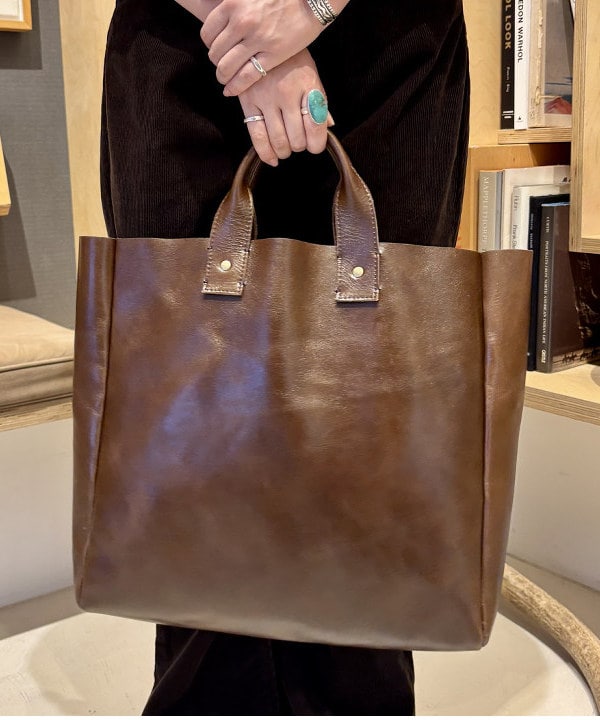 吉野 多恵さんの「BEAMS WOMEN｜マルチボーダー ベスト」を使ったコーディネート