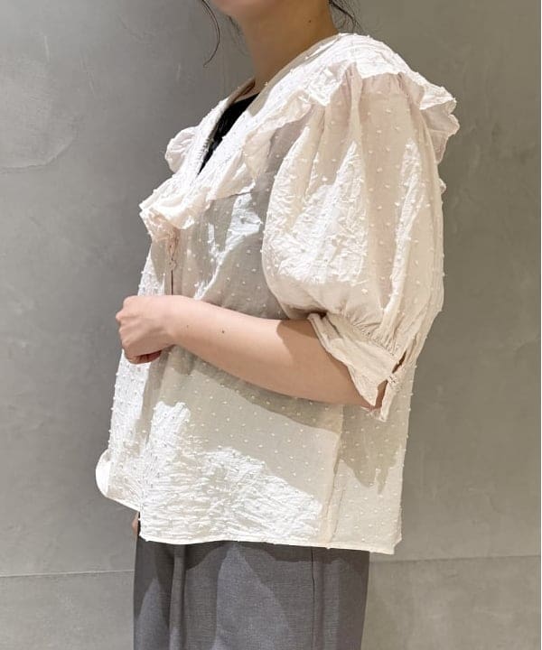 庭野 優紀さんの「BEAMS WOMEN｜メッシュ シャイニー バッグ」を使ったコーディネート