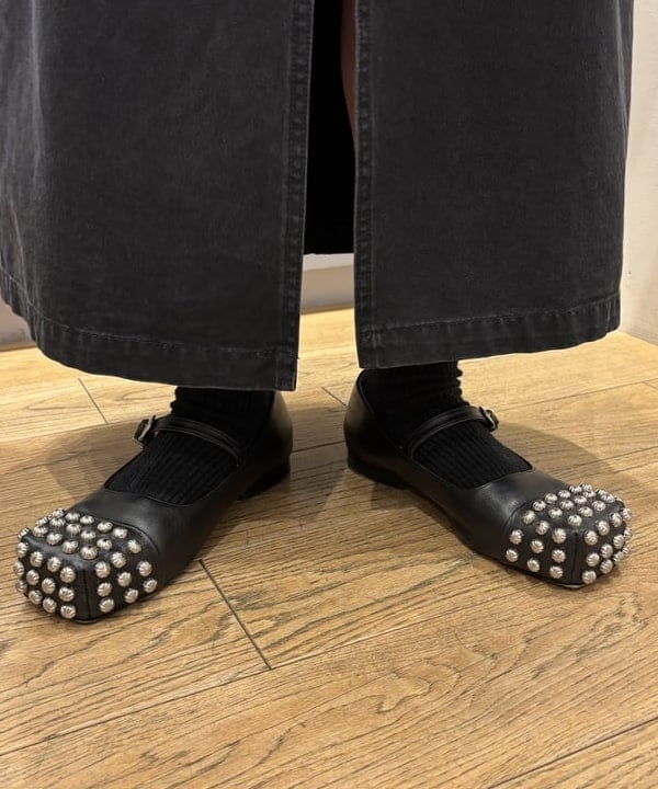 山本 里南さんの「BEAMS WOMEN｜【別注】GOOD ROCK SPEED / LIFE PC 箔プリント Tシャツ」を使ったコーディネート