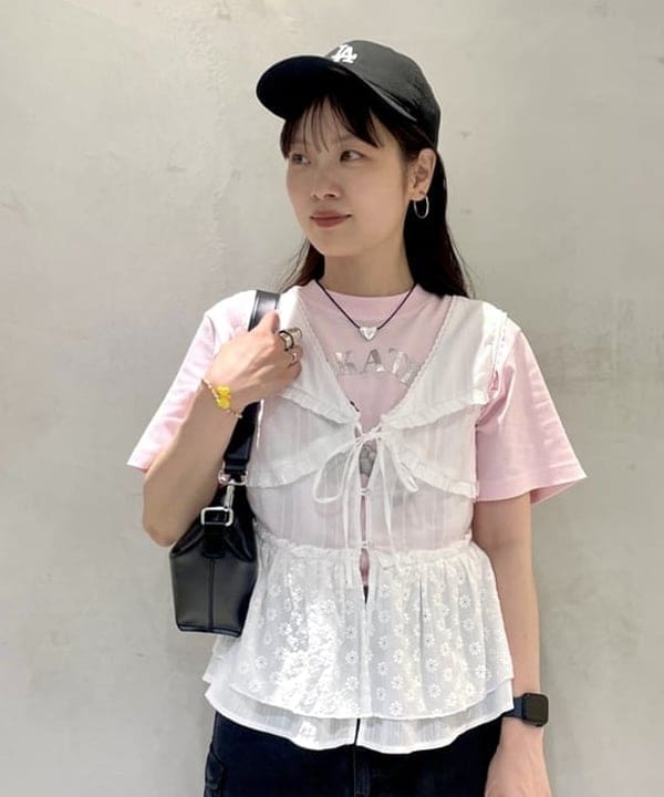 カタヤマ アヤさんの「BEAMS WOMEN｜【別注】GOOD ROCK SPEED / LIFE PC 箔プリント Tシャツ」を使ったコーディネート