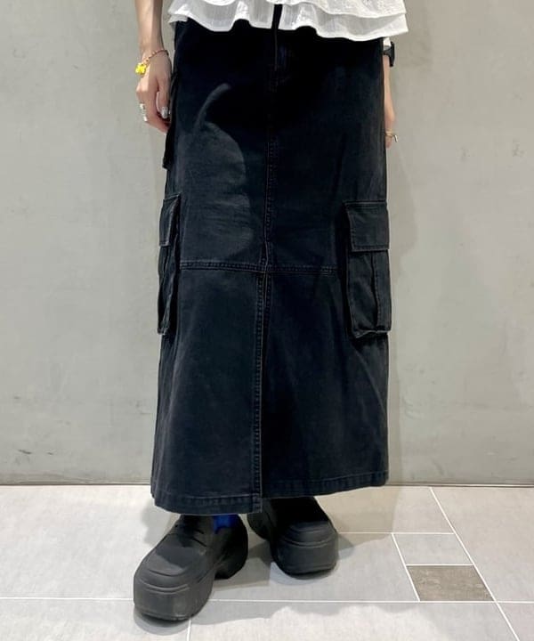 カタヤマ アヤさんの「BEAMS WOMEN｜【別注】GOOD ROCK SPEED / LIFE PC 箔プリント Tシャツ」を使ったコーディネート