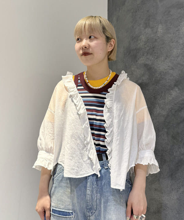 yokoyama shionさんの「BEAMS WOMEN｜ROSETTA PRAYER / PEARL BEADS NECKLACE」を使ったコーディネート