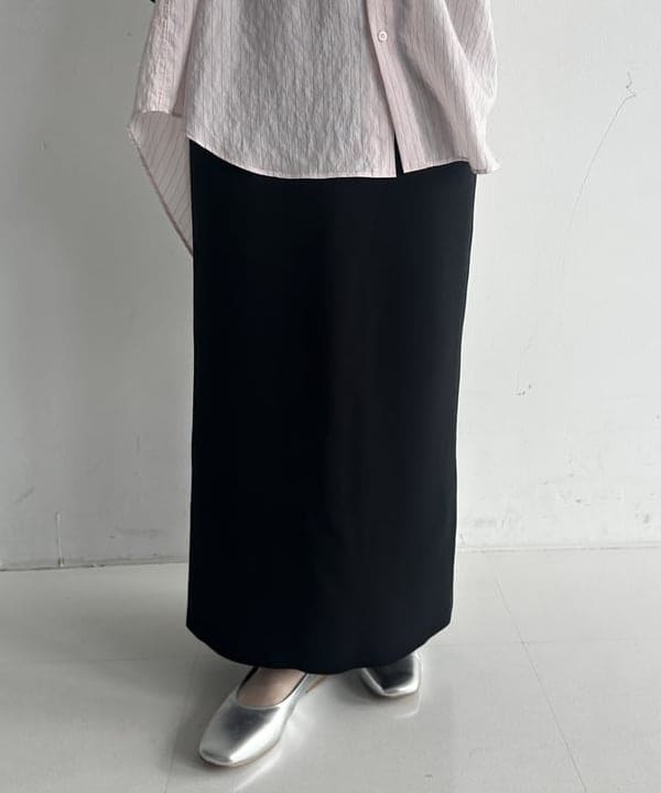 大浦 栞さんの「BEAMS WOMEN｜AK+1 / シアー ストライプ シャツ」を使ったコーディネート