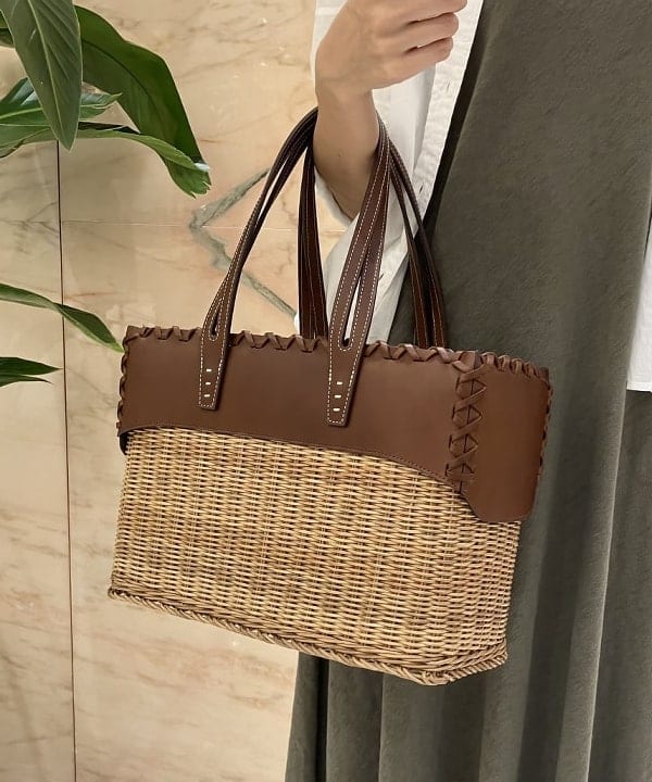 茂野 真楓さんの「BEAMS WOMEN｜KHADI オーバー ショート シャツ」を使ったコーディネート