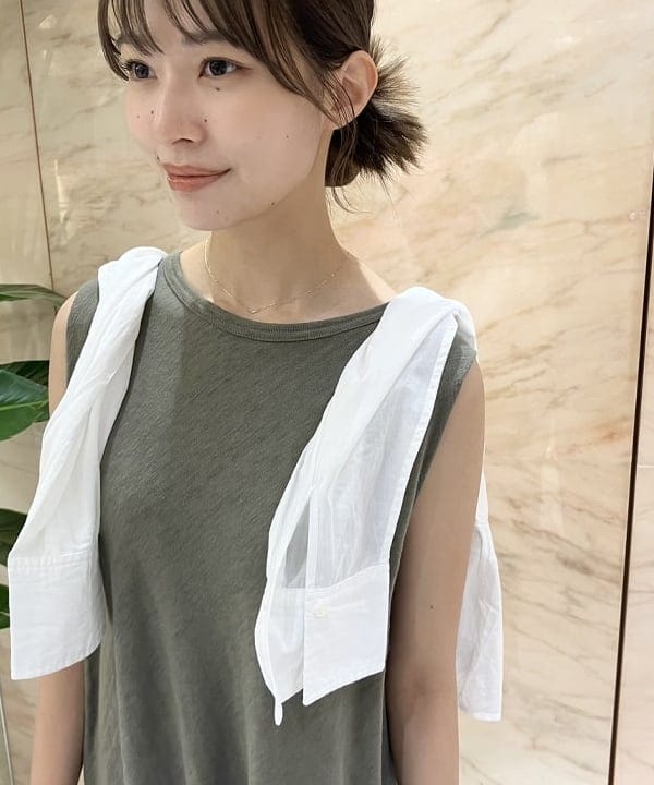 茂野 真楓さんの「BEAMS WOMEN｜KHADI オーバー ショート シャツ」を使ったコーディネート