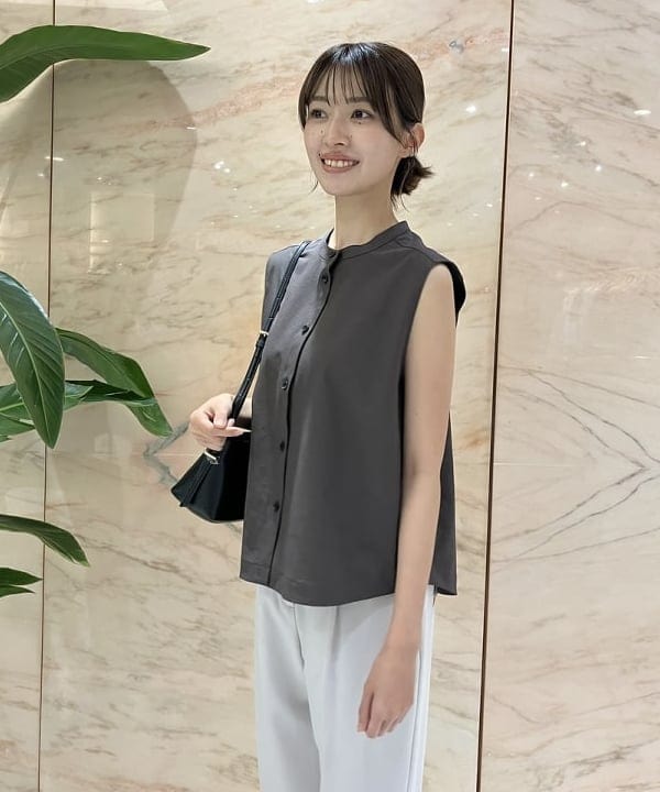 茂野 真楓さんの「BEAMS WOMEN｜ポリエステル 1タック パンツ」を使ったコーディネート