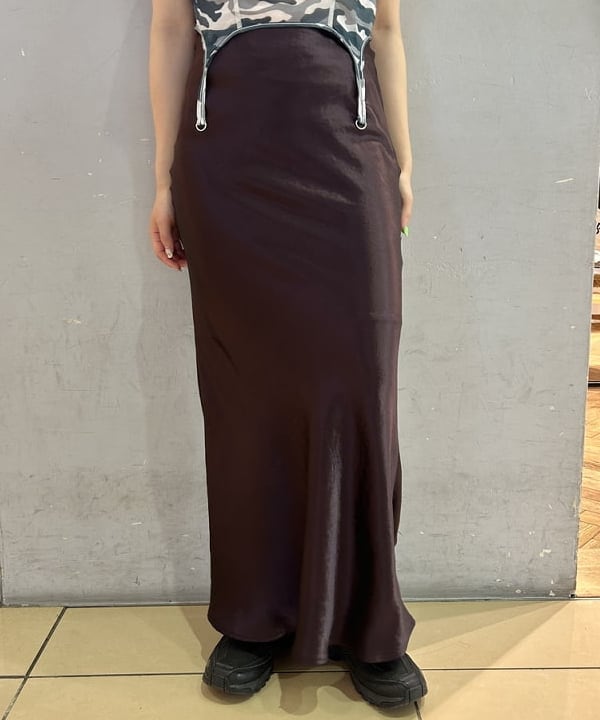 ナカノ アイさんの「BEAMS WOMEN｜カモフラ パターン ガーターベルト トップス」を使ったコーディネート