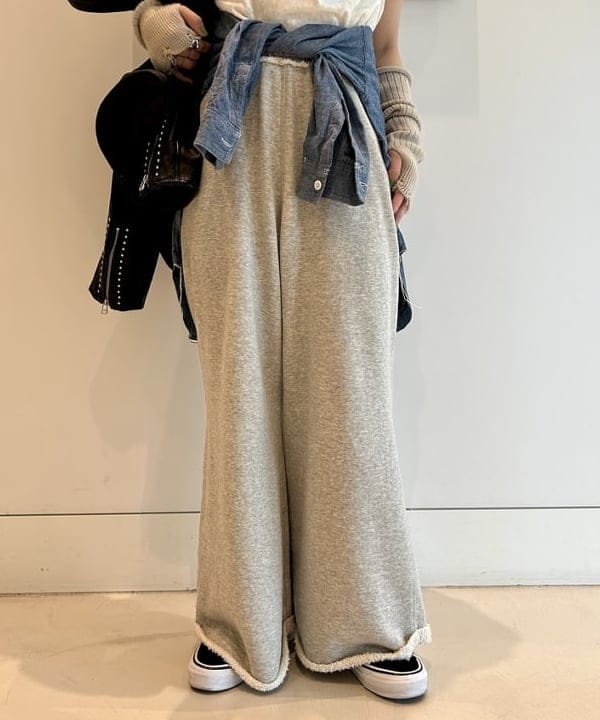 ナツハさんの「BEAMS WOMEN｜maturely / ワイド フレア ジャージー パンツ」を使ったコーディネート