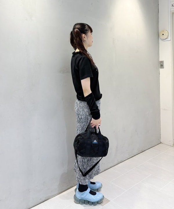 りかちょび/岸本梨佳さんの「BEAMS WOMEN｜【別注】GREGORY / メッシュ PONY BAG」を使ったコーディネート