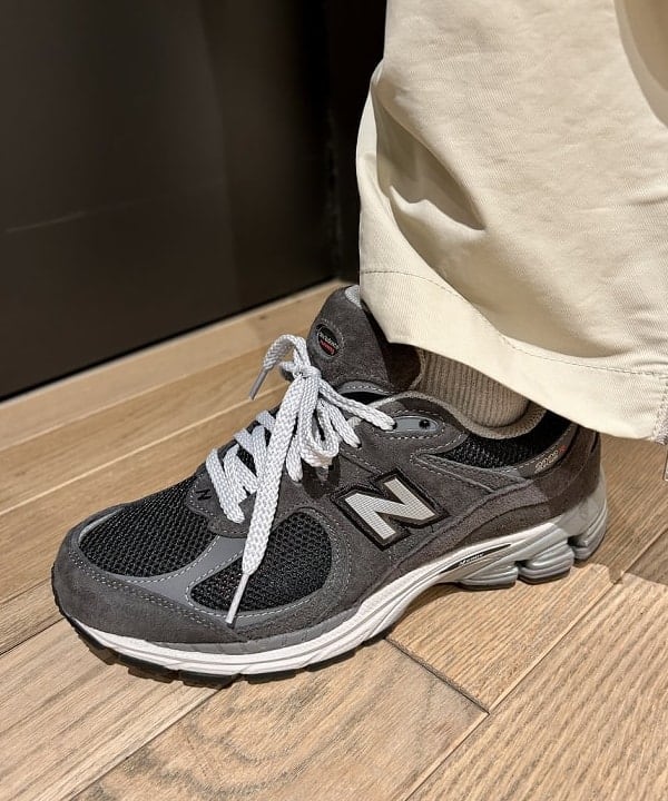 早川 萌子さんの「BEAMS WOMEN｜【別注】Kevin Cummins / 「Bjork」Photo T③」を使ったコーディネート