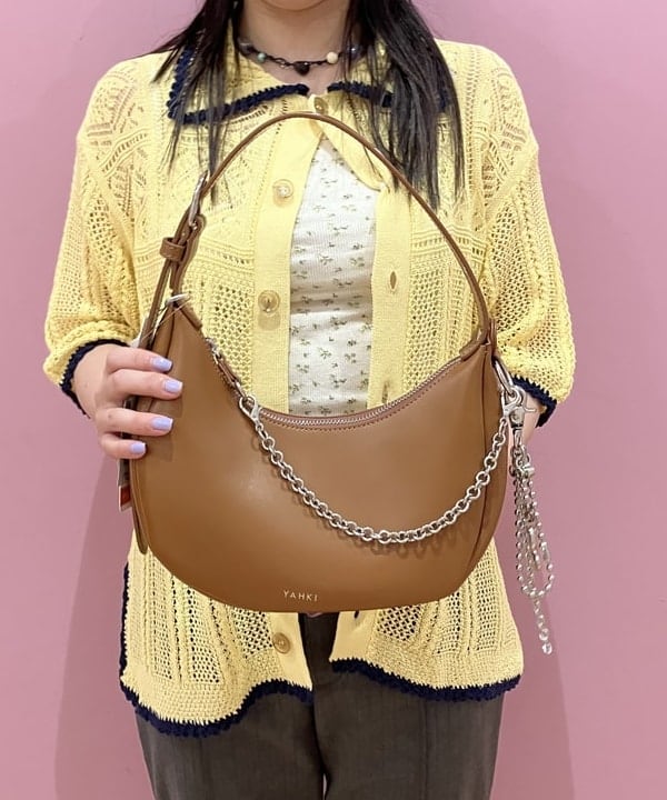 晶さんの「BEAMS WOMEN｜ストレッチ カプリ パンツ」を使ったコーディネート