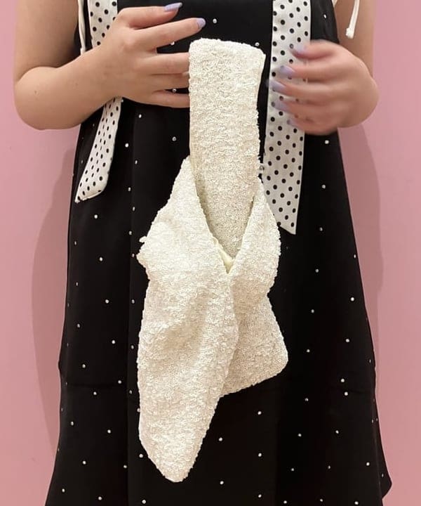 晶さんの「BEAMS WOMEN｜ドットプリント ミニ キャミワンピース」を使ったコーディネート