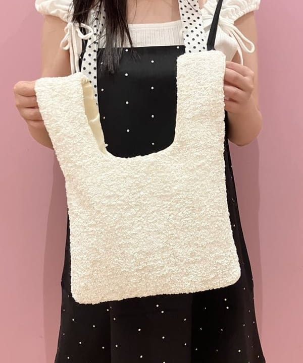 晶さんの「BEAMS WOMEN｜ドットプリント ミニ キャミワンピース」を使ったコーディネート