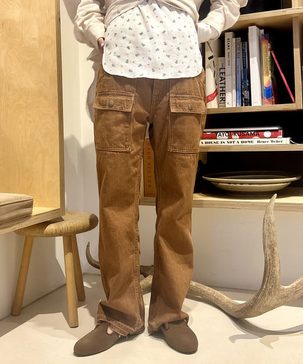 小原 もこさんの「BEAMS WOMEN｜ビッグ ボタンダウン シャツ」を使ったコーディネート