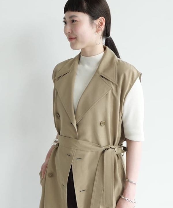 Ichika Hondaさんの「BEAMS WOMEN｜ノースリーブ ロングトレンチ ワンピース」を使ったコーディネート