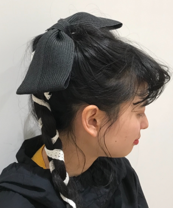 MAYURIさんの「BEAMS WOMEN｜BEAMS BOY / ラメ リブ クルー ソックス NEW」を使ったコーディネート