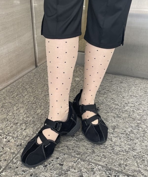 reiさんの「BEAMS WOMEN｜スパンコール バッグ」を使ったコーディネート