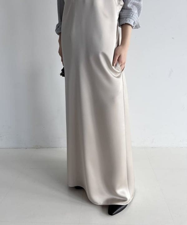 坂本 涼花さんの「BEAMS WOMEN｜AK+1 / シアー ストライプ シャツ」を使ったコーディネート