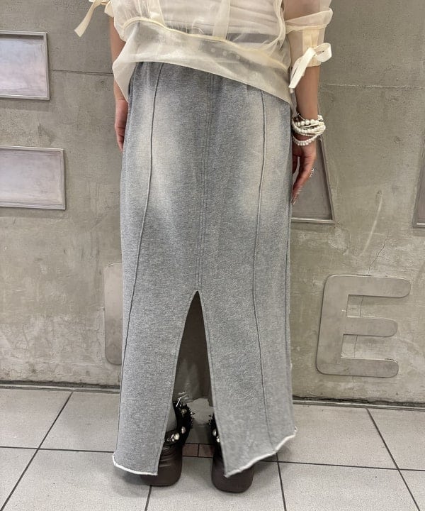 もえのさんの「BEAMS WOMEN｜ダブル レザー ベルト」を使ったコーディネート