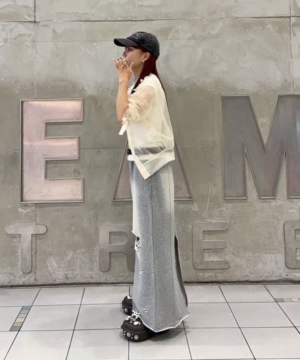 もえのさんの「BEAMS WOMEN｜ダブル レザー ベルト」を使ったコーディネート