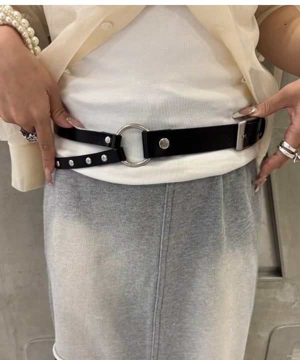 もえのさんの「BEAMS WOMEN｜ダブル レザー ベルト」を使ったコーディネート