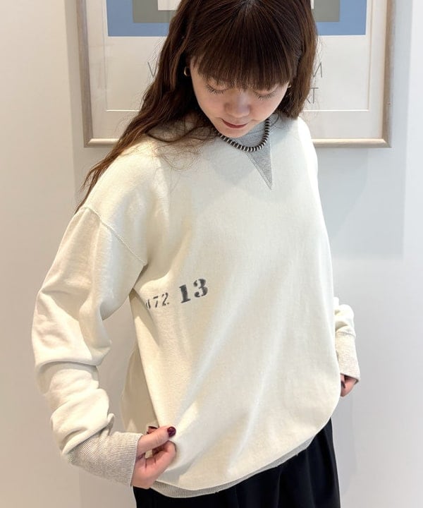 カスタニ モモノさんの「BEAMS WOMEN｜【別注】Gramicci / 2プリーツ ワイド スラックス 25FW」を使ったコーディネート