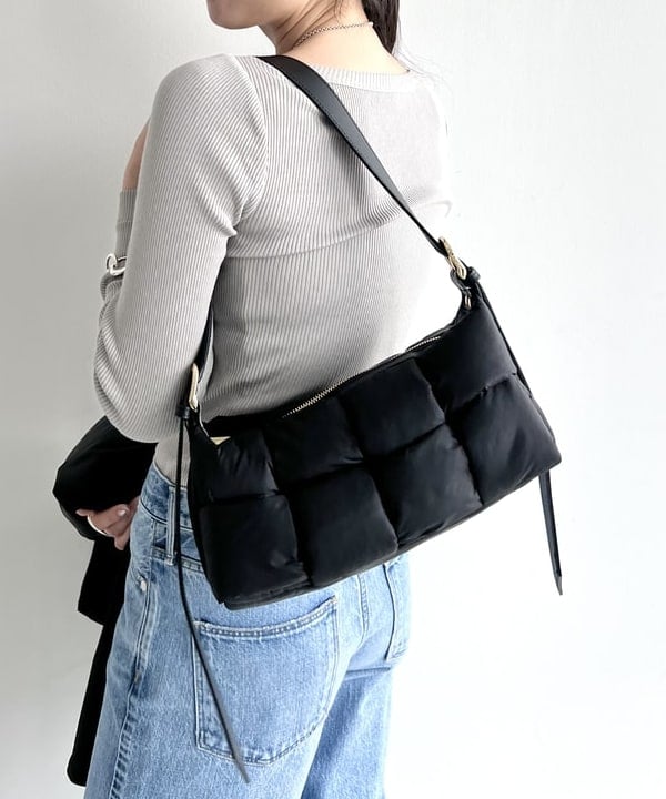 隈元 楓さんの「BEAMS WOMEN｜【別注】upper hights / THE NIECE MIDRISE デニムパンツ」を使ったコーディネート