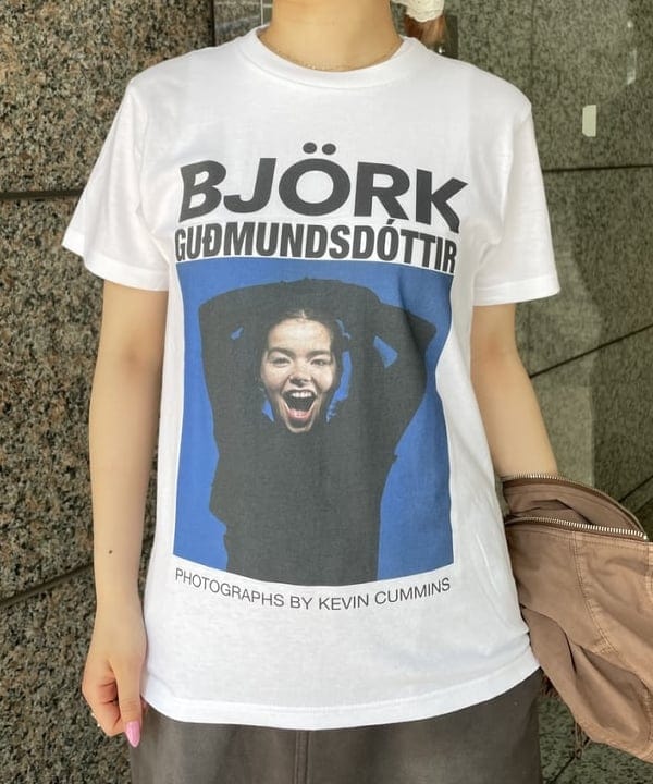 まゆちゃんさんの「BEAMS WOMEN｜スタンドカラー ジップ ベスト」を使ったコーディネート