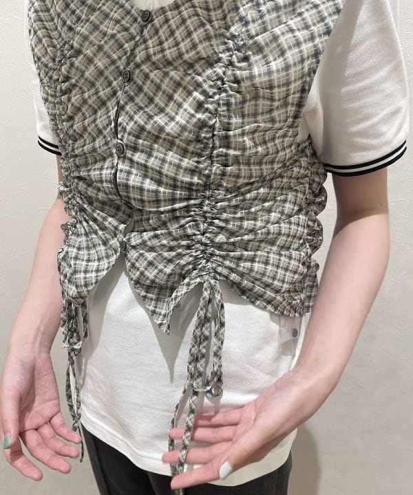 加歩さんの「BEAMS WOMEN｜FRED PERRY / The Twin Tipped Fred Perry Shirt」を使ったコーディネート