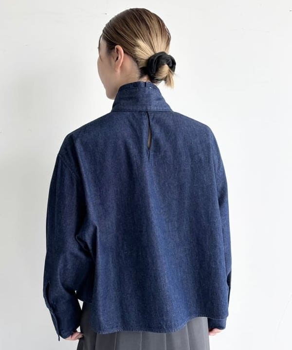 AONO SHIKAMAさんの「BEAMS WOMEN｜【別注】upper hights / THE ELSIE ブラウス」を使ったコーディネート