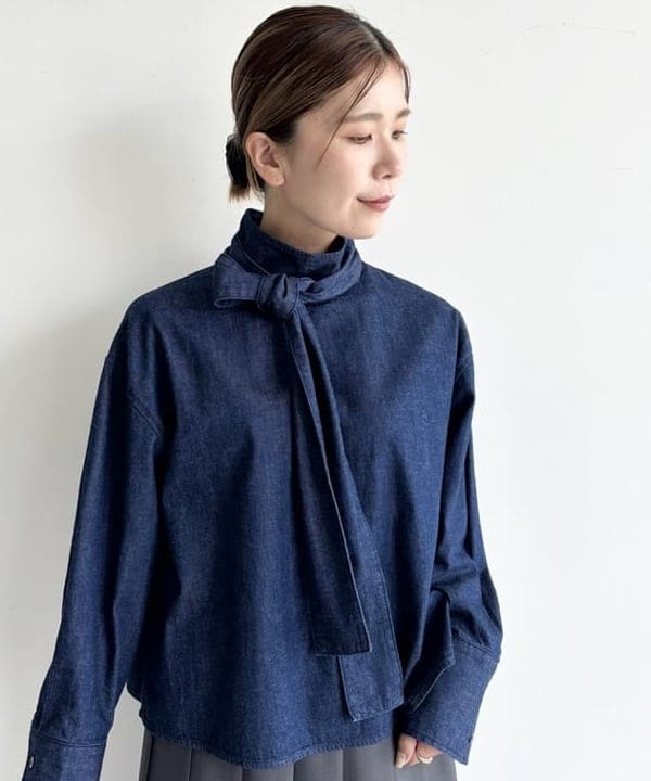 AONO SHIKAMAさんの「BEAMS WOMEN｜【別注】upper hights / THE ELSIE ブラウス」を使ったコーディネート