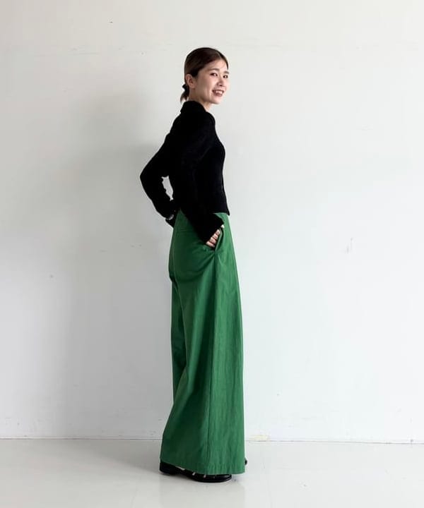 AONO SHIKAMAさんの「BEAMS WOMEN｜AK+1 / ポロカラーショート カーディガン」を使ったコーディネート