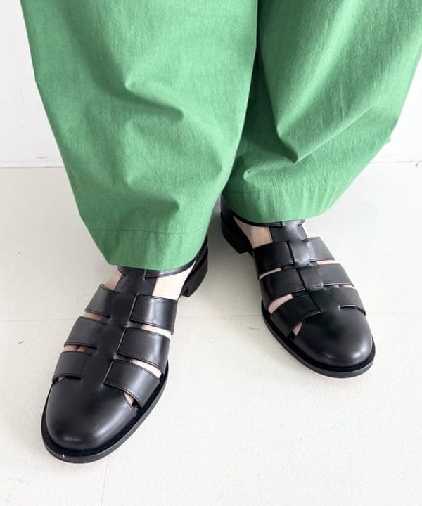 AONO SHIKAMAさんの「BEAMS WOMEN｜AK+1 / ポロカラーショート カーディガン」を使ったコーディネート