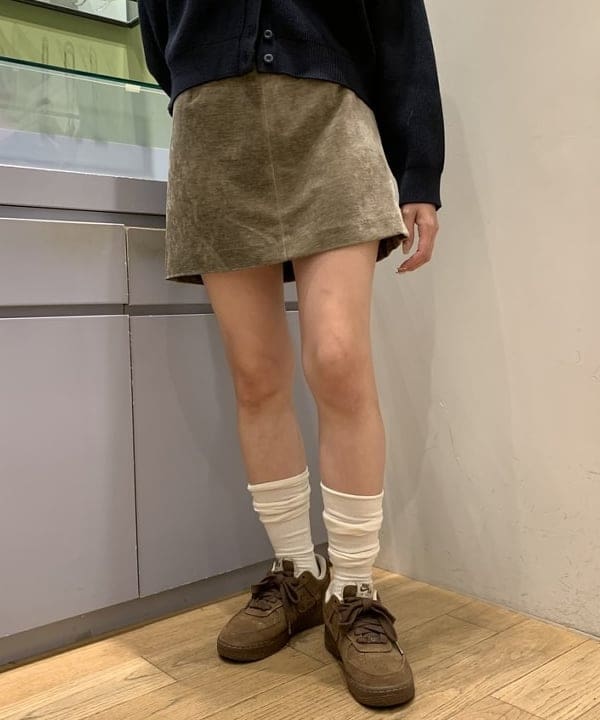 れいなさんの「BEAMS WOMEN｜モール ミニ スカート」を使ったコーディネート