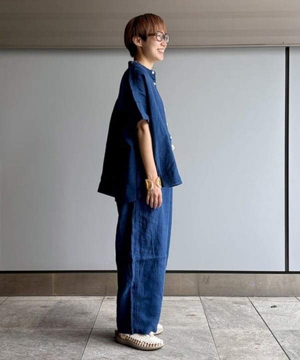 みりさんの「KEEN / UNEEK サンダル」を使ったコーディネート