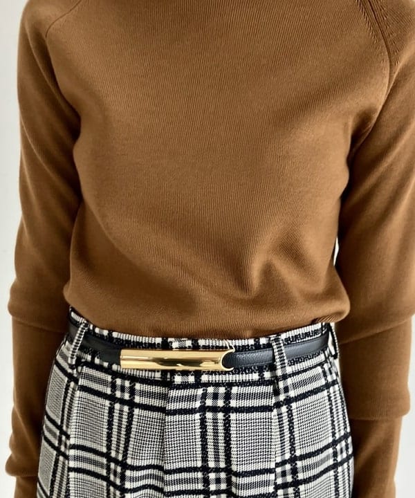 松元 晴佳さんの「BEAMS WOMEN｜AK+1 / MA-1 リブカラー プルオーバー」を使ったコーディネート