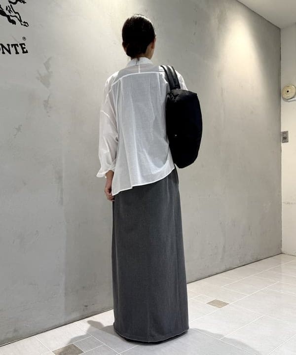 ヒライさんの「BEAMS WOMEN｜KHADI オーバー ショート シャツ」を使ったコーディネート