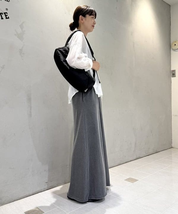 ヒライさんの「BEAMS WOMEN｜KHADI オーバー ショート シャツ」を使ったコーディネート