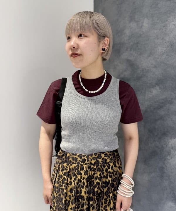 yokoyama shionさんの「BEAMS WOMEN｜ボーイ ベーシック Tシャツ」を使ったコーディネート