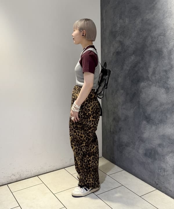 yokoyama shionさんの「BEAMS WOMEN｜ボーイ ベーシック Tシャツ」を使ったコーディネート