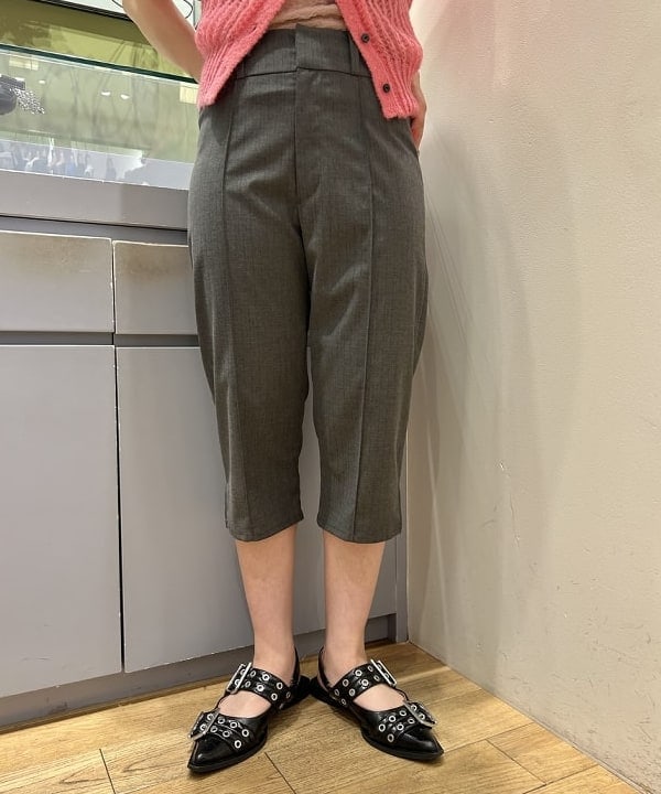 ナカノ アイさんの「BEAMS WOMEN｜シャギー メッシュ ポロ カーディガン」を使ったコーディネート