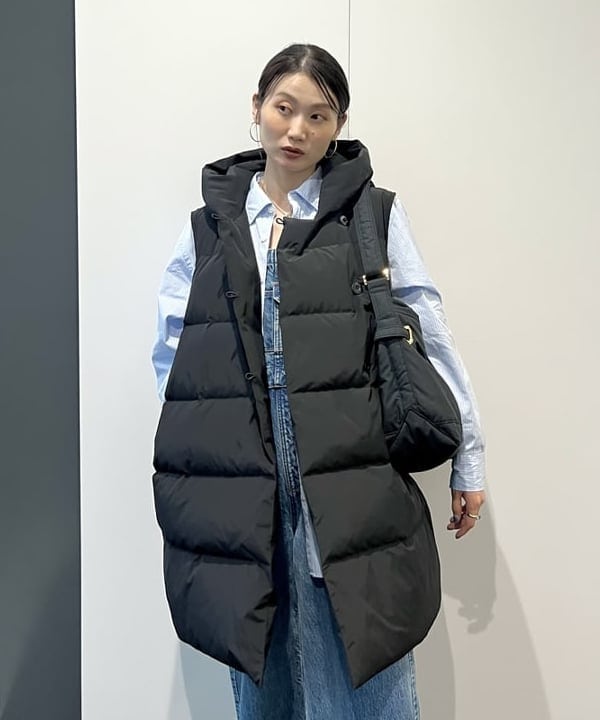 隈元 楓さんの「BEAMS WOMEN｜AK+1 / ダウン ベスト」を使ったコーディネート