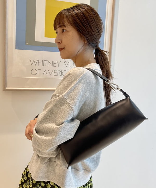 大木さんの「BEAMS WOMEN｜【別注】Champion / リバースウィーブ(R) カーディガン」を使ったコーディネート