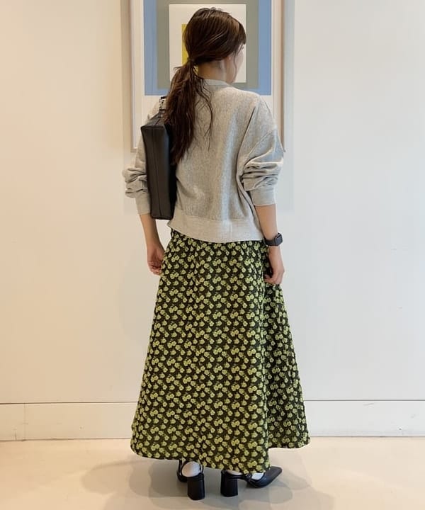 大木さんの「BEAMS WOMEN｜【別注】Champion / リバースウィーブ(R) カーディガン」を使ったコーディネート