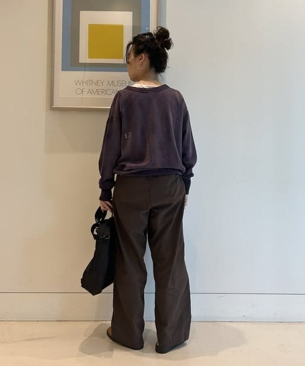 清水 彩乃さんの「BEAMS WOMEN｜【別注】BRIEFING / ミリタリー キット バッグ」を使ったコーディネート