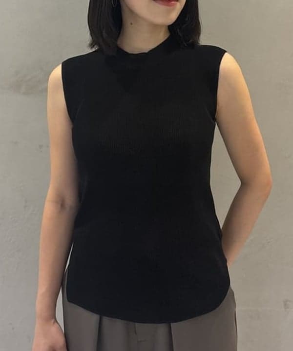 野村 美紅さんの「BEAMS WOMEN｜シアー ニット プルオーバー」を使ったコーディネート